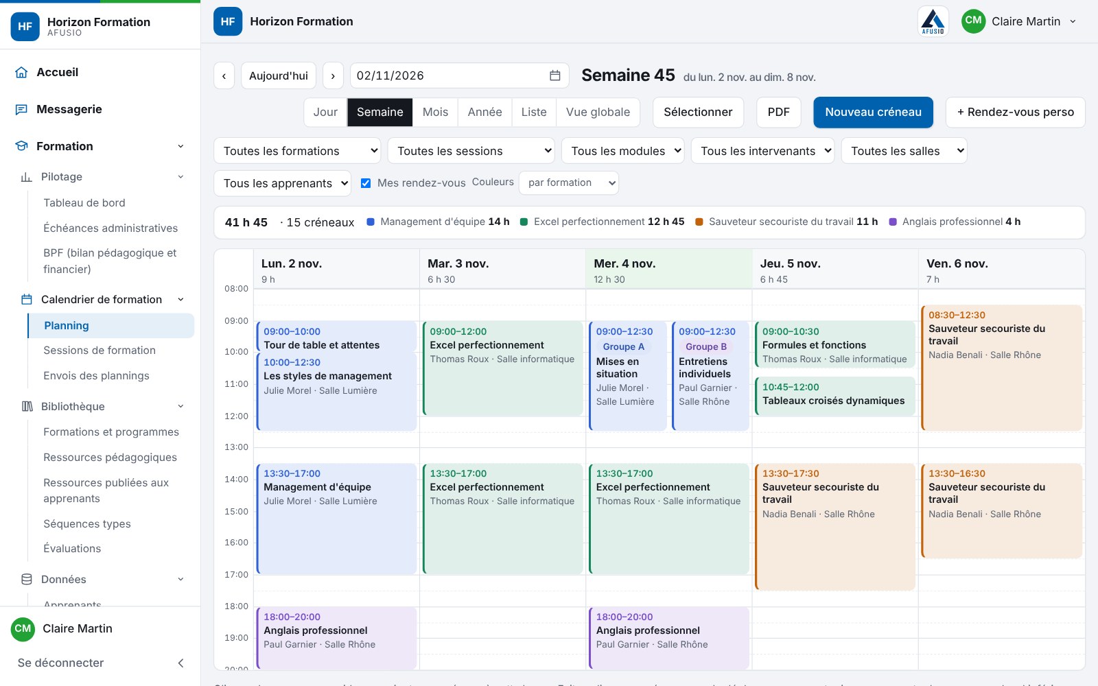 Le planning d'AFUSIO en vue semaine : créneaux colorés par formation, avec intervenant et salle